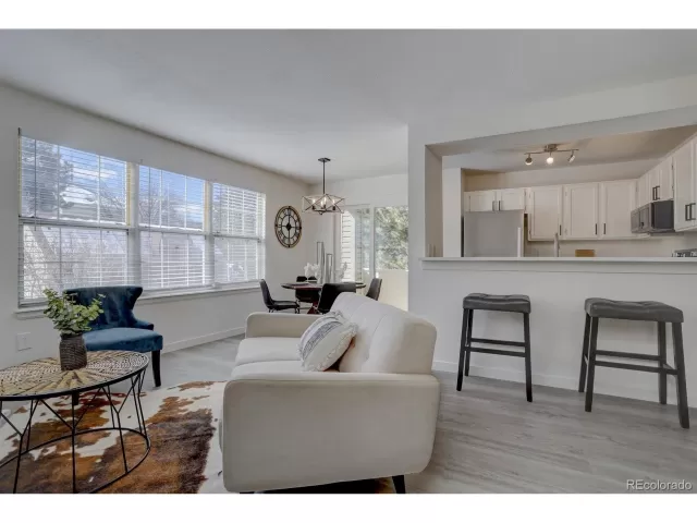 MLS: 5866997 Condo For Sale