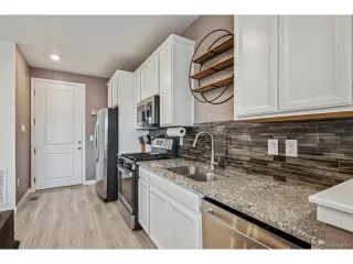 Photo #3: 5867070 Listing