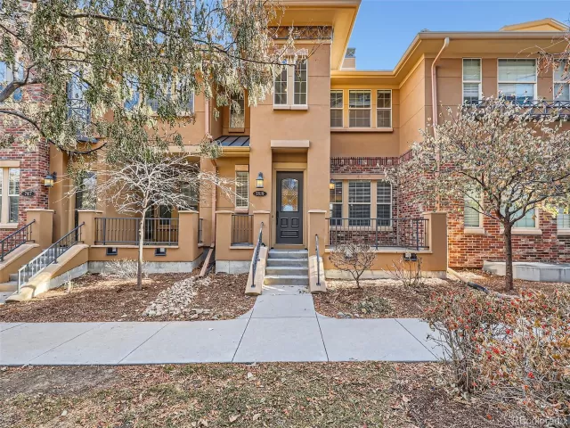 MLS: 5872342 Condo For Sale