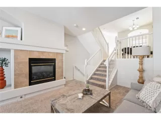 Photo #4: 5874599 Listing