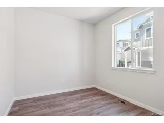 Photo #6: 5875572 Listing