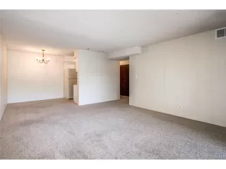 Photo #6: 5875605 Listing