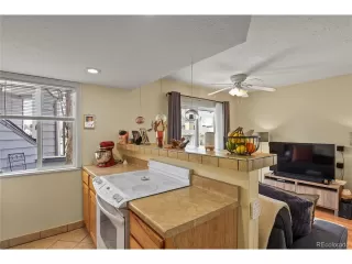 Photo #5: 5877096 Listing