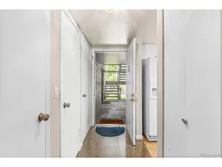 Photo #6: 5877937 Listing