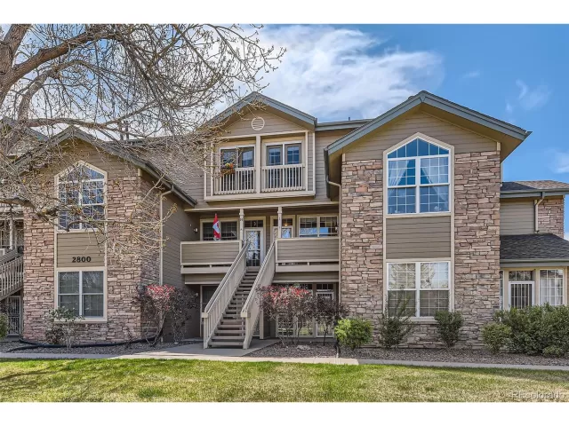 MLS: 5880478 Condo For Sale