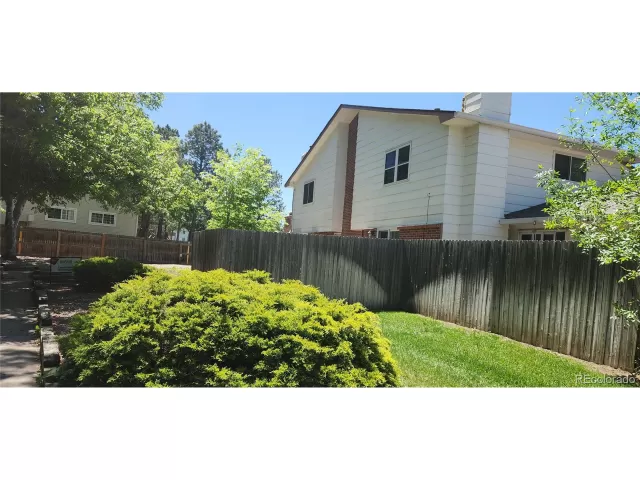 MLS: 5880910 Condo For Sale