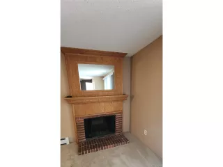 Photo #4: 5880910 Listing