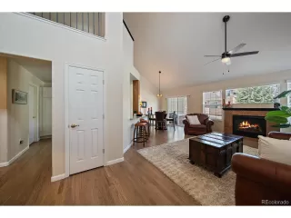 Photo #2: 5882137 Listing