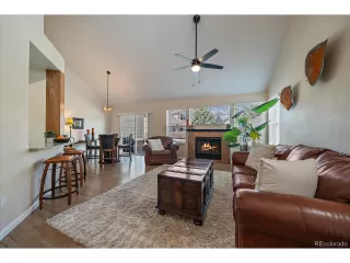 Photo #3: 5882137 Listing