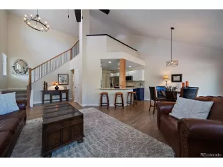 Photo #5: 5882137 Listing