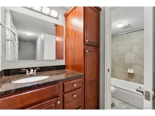 Photo #5: 5882916 Listing 