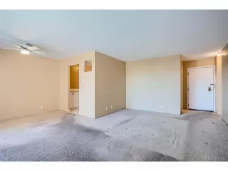 Photo #6: 5887092 Listing