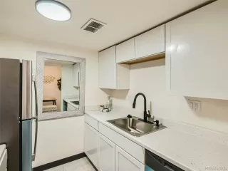 Photo #3: 5888293 Listing