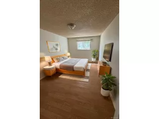 Photo #5: 5888975 Listing 