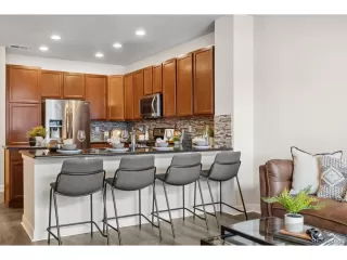 Photo #3: 5889215 Listing