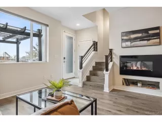 Photo #4: 5889215 Listing