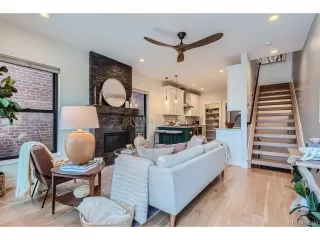 Photo #3: 5889377 Listing