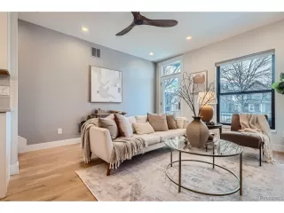 Photo #5: 5889377 Listing