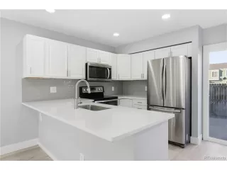 Photo #2: 5889897 Listing