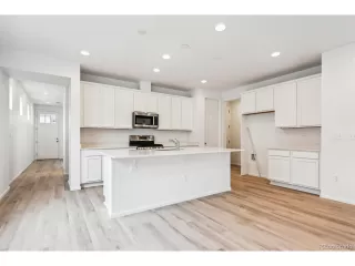 Photo #3: 5890151 Listing 