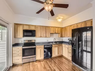 Photo #2: 5890272 Listing