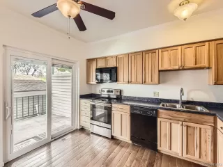 Photo #4: 5890272 Listing