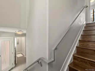 Photo #6: 5892230 Listing