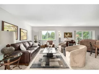 Photo #5: 5893891 Listing