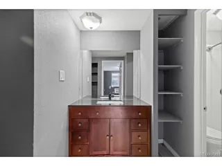 Photo #6: 5894635 Listing