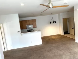 Photo #6: 5894675 Listing