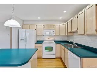 Photo #4: 5894962 Listing