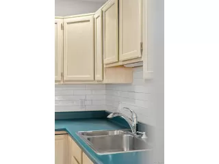 Photo #5: 5894962 Listing