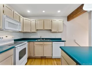 Photo #6: 5894962 Listing