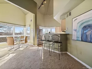 Photo #6: 5897723 Listing