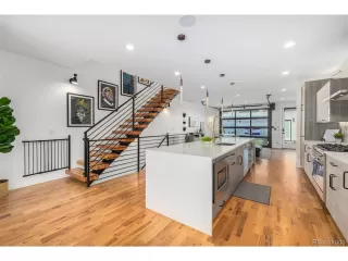 Photo #4: 5897984 Listing