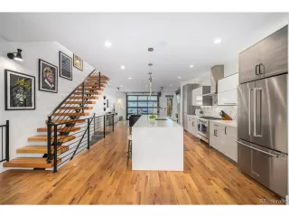 Photo #6: 5897984 Listing