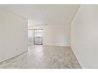 Photo #2: 5898298 Listing