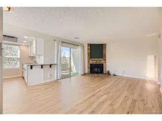 Photo #3: 5899751 Listing 