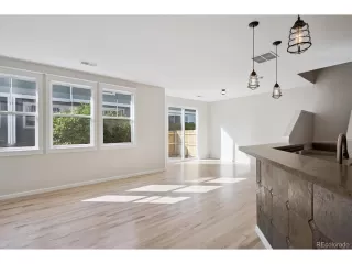 Photo #2: 5900123 Listing