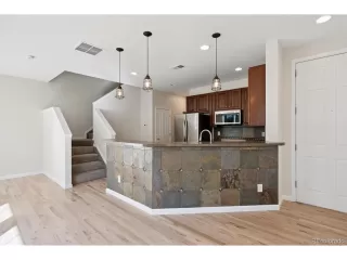 Photo #3: 5900123 Listing