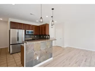 Photo #5: 5900123 Listing