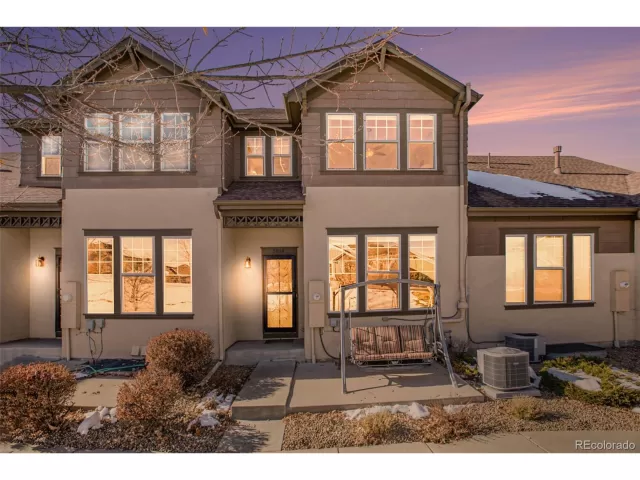 MLS: 5900809 Condo For Sale