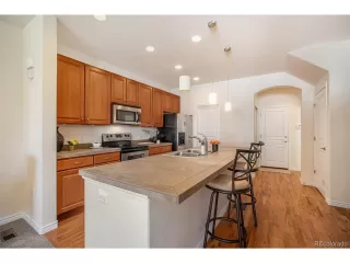 Photo #6: 5900809 Listing