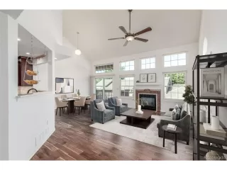 Photo #3: 5901233 Listing