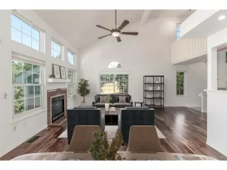 Photo #4: 5901233 Listing