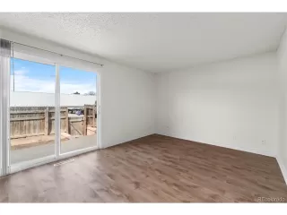 Photo #5: 5903303 Listing 