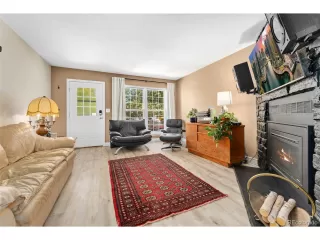 Photo #4: 5903341 Listing