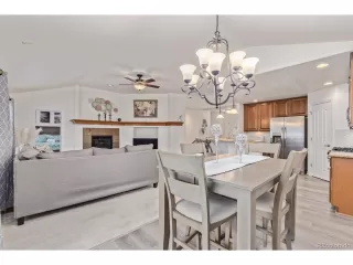 Photo #6: 5903372 Listing