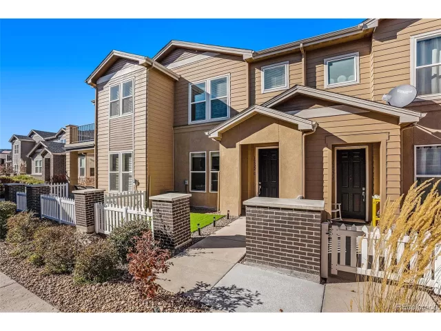 MLS: 5907420 Condo For Sale
