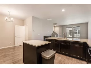 Photo #5: 5907420 Listing